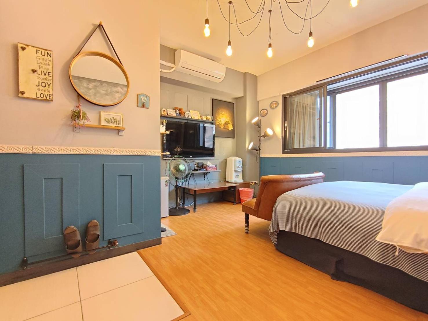 一中喵喵 有統編收據 Hotel ไถจง ภายนอก รูปภาพ