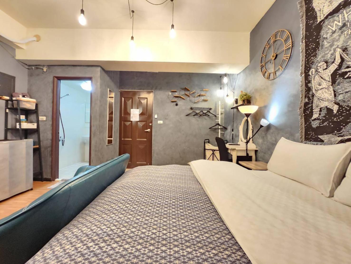 一中喵喵 有統編收據 Hotel ไถจง ภายนอก รูปภาพ